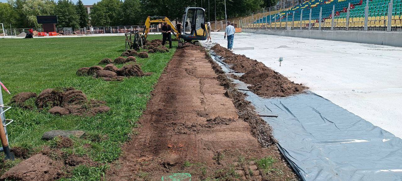 Мини-экскаватор Wacker Neuson ET 18 в работе 1